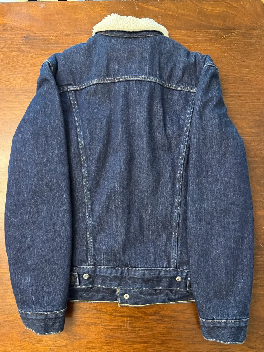 Levi's Dark Blue Denim Sherpa Jacket Size M Medium - Picture 2 of 2